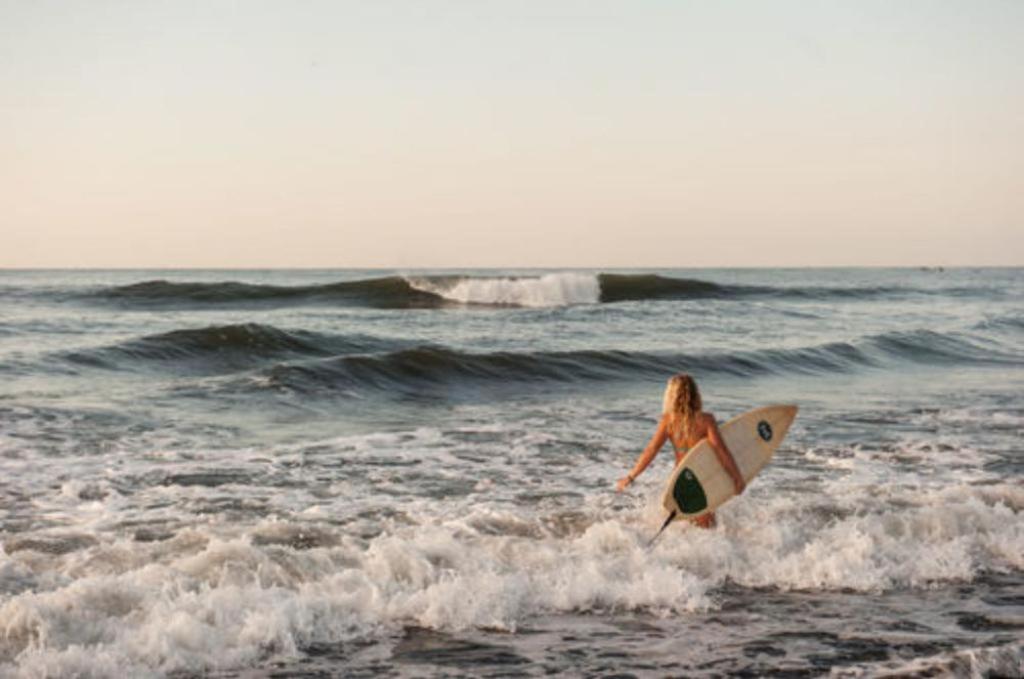 Готель Paredon Surf House El Paredon Buena Vista Екстер'єр фото