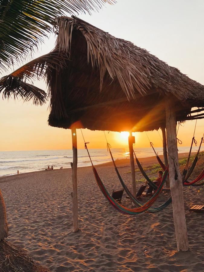 Готель Paredon Surf House El Paredon Buena Vista Екстер'єр фото