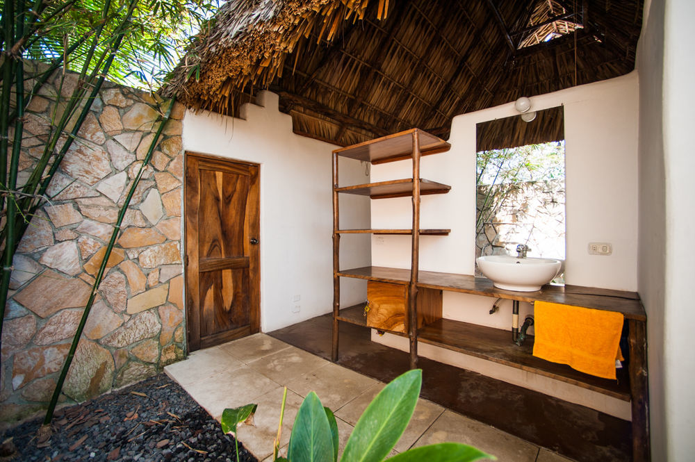 Готель Paredon Surf House El Paredon Buena Vista Екстер'єр фото