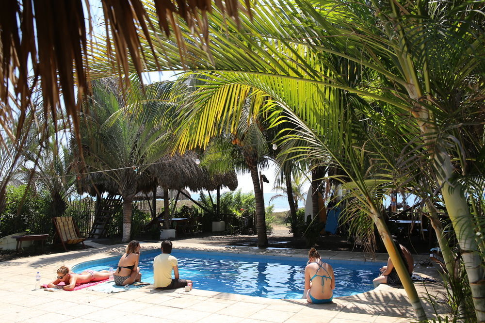 Готель Paredon Surf House El Paredon Buena Vista Екстер'єр фото
