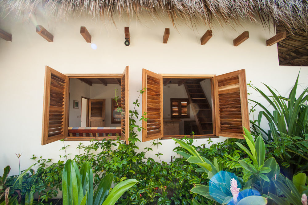 Готель Paredon Surf House El Paredon Buena Vista Екстер'єр фото